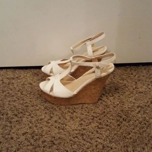 White Wedges